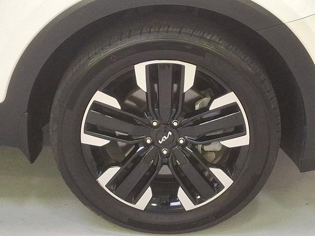 used 2024 Kia Telluride car, priced at $43,100