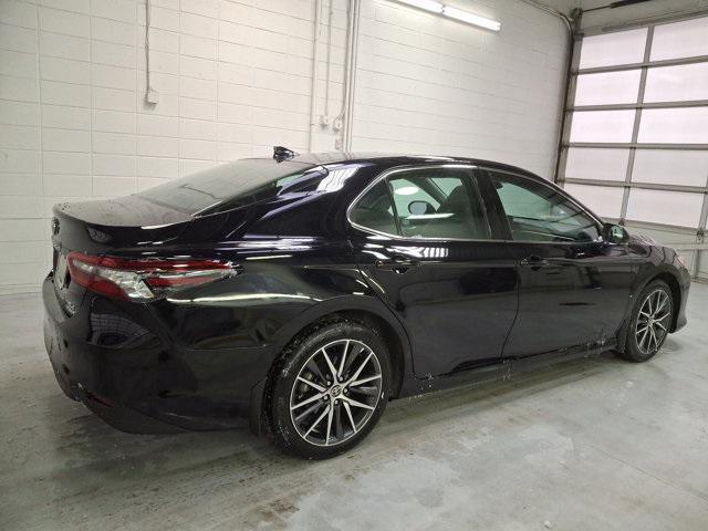 used 2022 Toyota Camry Hybrid car, priced at $28,100