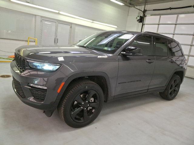 used 2024 Jeep Grand Cherokee car, priced at $43,700