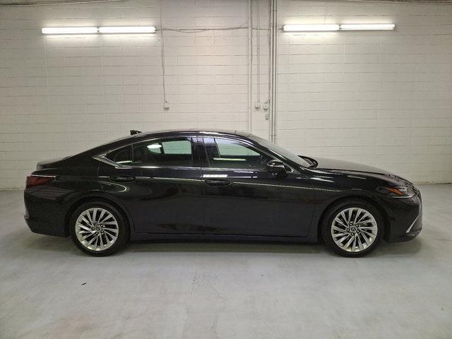 used 2022 Lexus ES 350 car, priced at $43,100