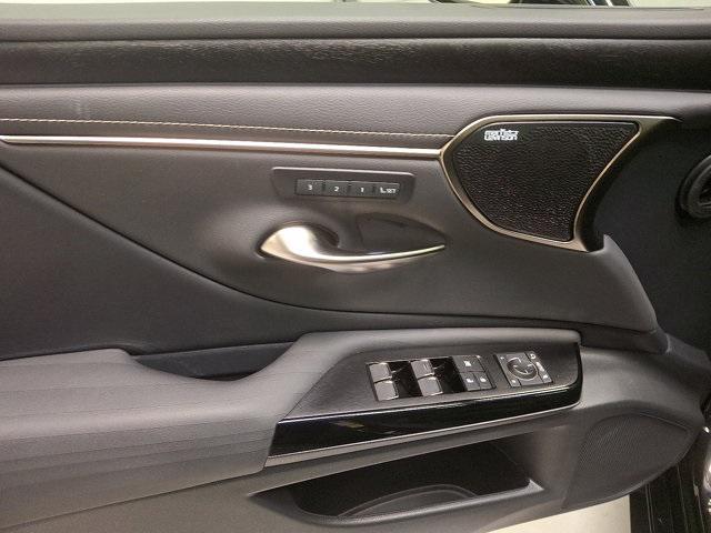 used 2022 Lexus ES 350 car, priced at $43,100