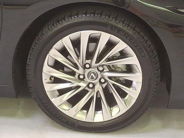 used 2022 Lexus ES 350 car, priced at $43,100