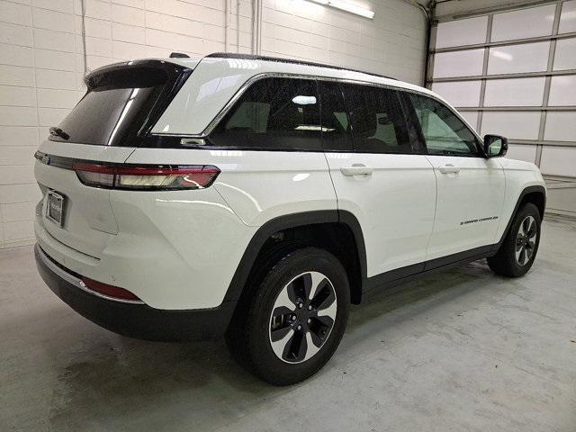 used 2024 Jeep Grand Cherokee car, priced at $30,300