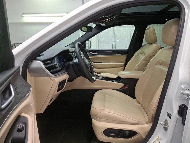 used 2024 Jeep Grand Cherokee car, priced at $30,300