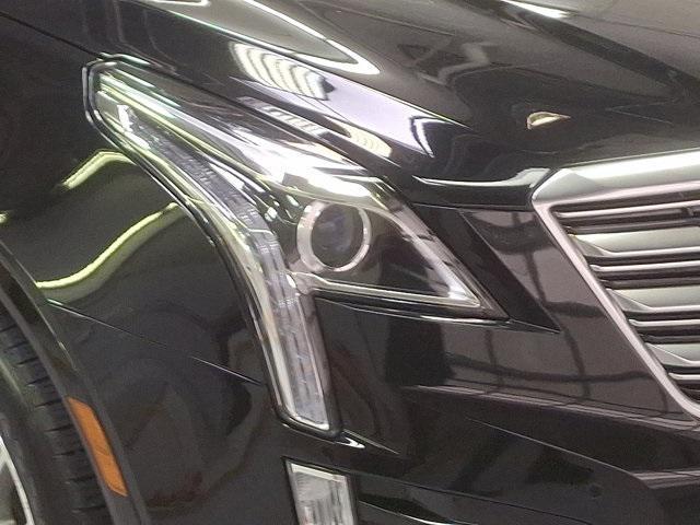 used 2017 Cadillac XT5 car, priced at $15,400