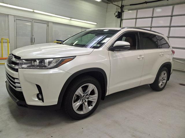 used 2019 Toyota Highlander car, priced at $29,201