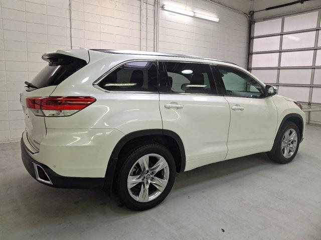 used 2019 Toyota Highlander car, priced at $29,201