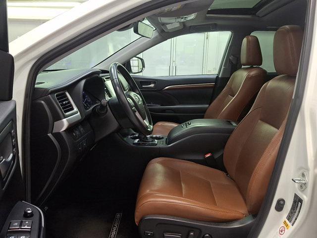 used 2019 Toyota Highlander car, priced at $29,201