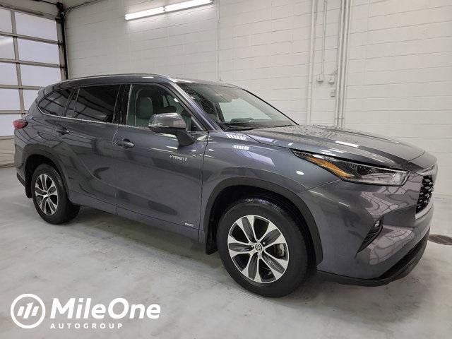 used 2021 Toyota Highlander Hybrid car, priced at $36,800