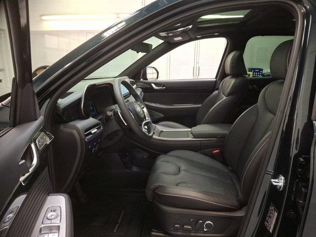 used 2025 Hyundai Palisade car, priced at $52,700