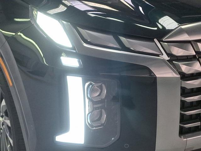 used 2025 Hyundai Palisade car, priced at $52,700
