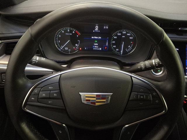 used 2023 Cadillac XT5 car, priced at $30,300