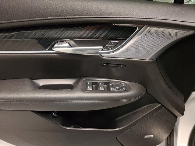 used 2021 Cadillac XT6 car, priced at $26,300