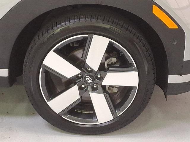 used 2024 Hyundai Santa Fe car, priced at $41,400