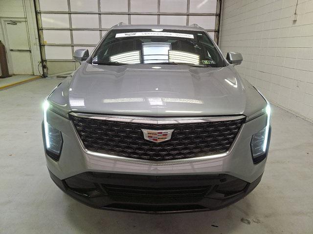 used 2025 Cadillac XT4 car, priced at $39,000