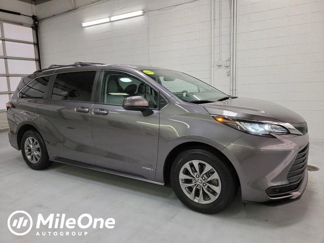 used 2021 Toyota Sienna car, priced at $33,900