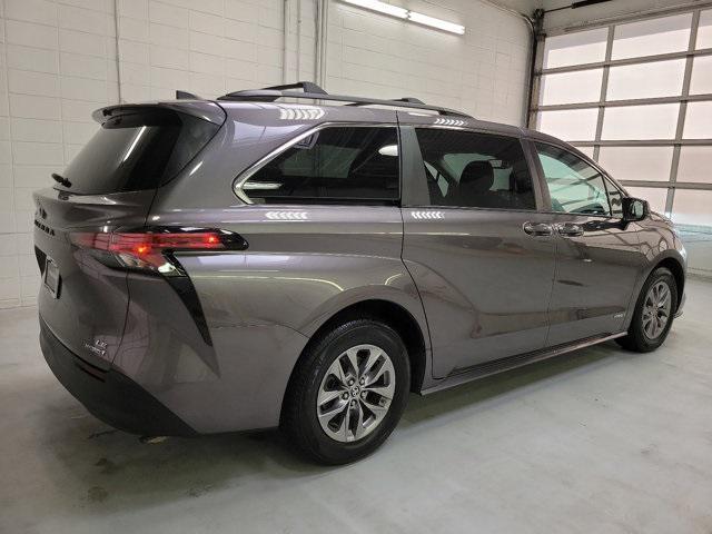 used 2021 Toyota Sienna car, priced at $33,900