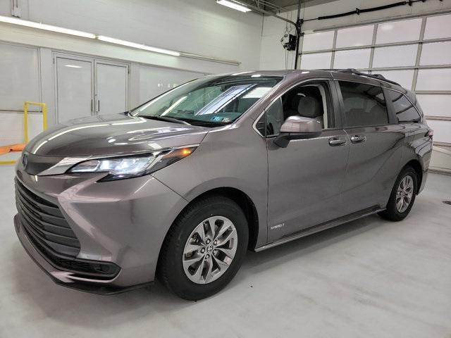 used 2021 Toyota Sienna car, priced at $33,900