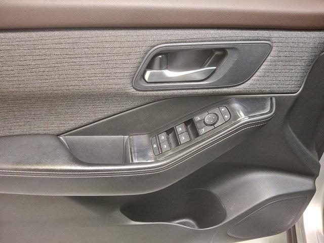 used 2023 Nissan Rogue car, priced at $23,200