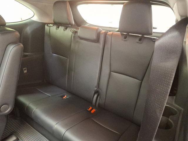 used 2024 Toyota Highlander Hybrid car, priced at $56,001