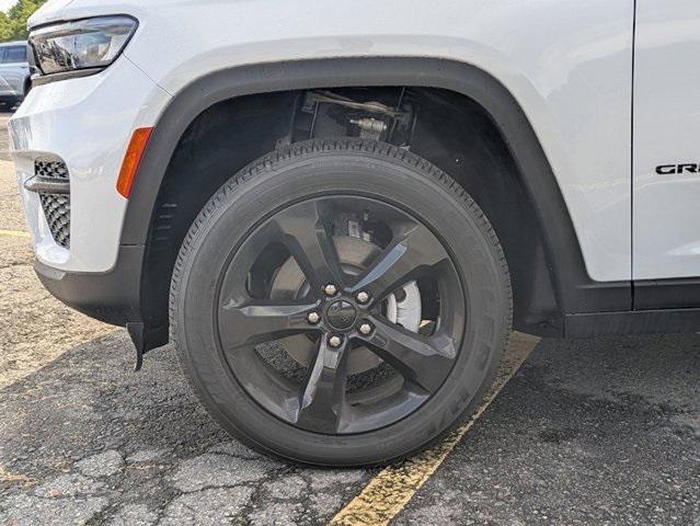 used 2025 Jeep Grand Cherokee car