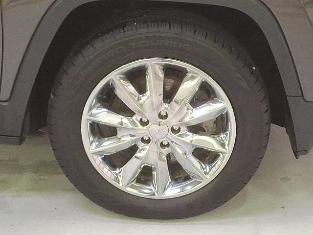 used 2017 Jeep Cherokee car, priced at $15,600