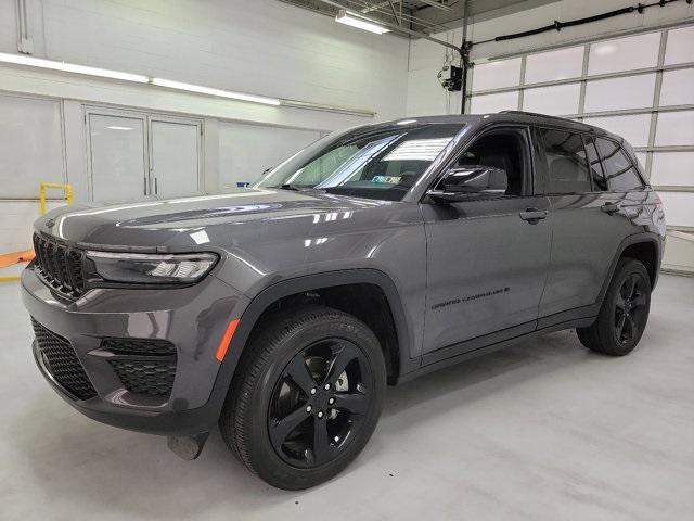 used 2023 Jeep Grand Cherokee car, priced at $34,900