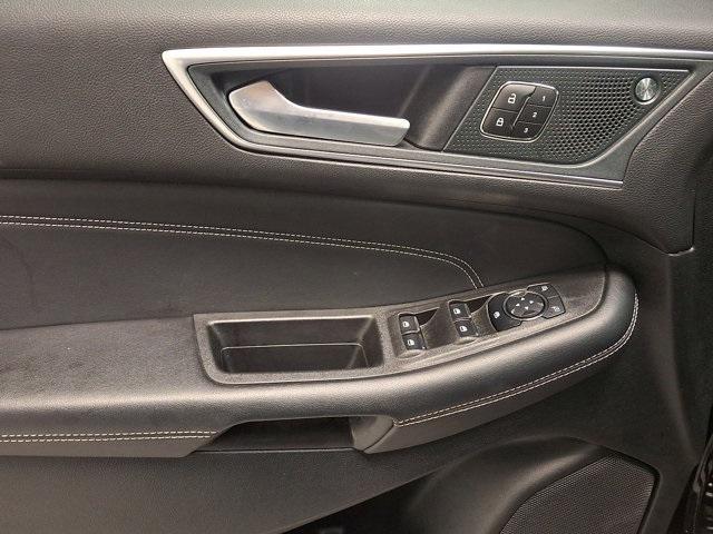 used 2024 Ford Edge car, priced at $27,200