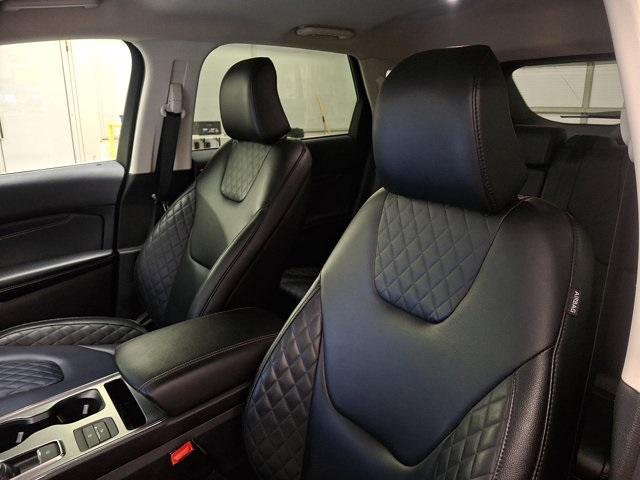 used 2024 Ford Edge car, priced at $27,200