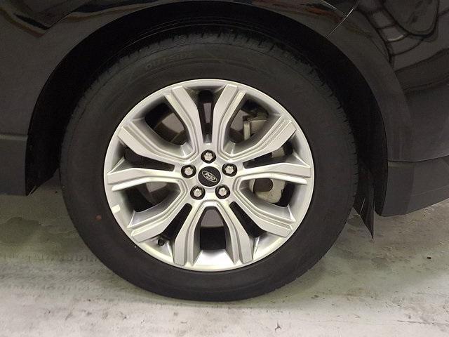used 2024 Ford Edge car, priced at $27,200