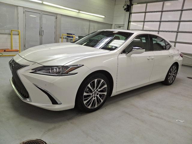 used 2021 Lexus ES 350 car, priced at $32,000