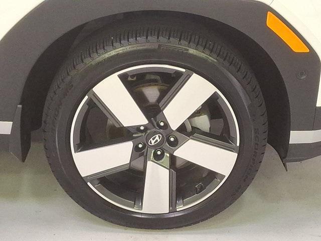 used 2024 Hyundai Santa Fe car, priced at $41,200