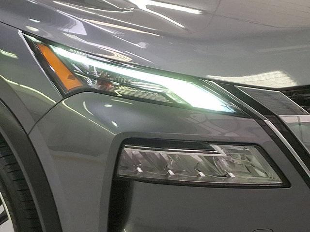 used 2022 Nissan Rogue car, priced at $23,900