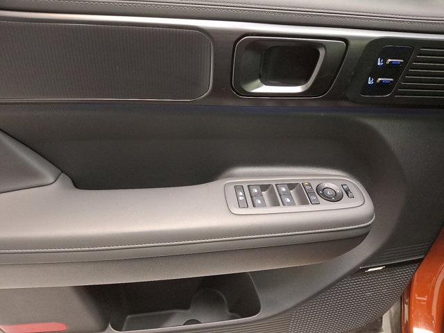 used 2025 Hyundai Santa Fe car, priced at $47,000