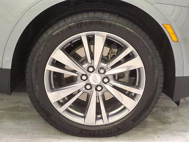 used 2024 Cadillac XT5 car, priced at $47,000