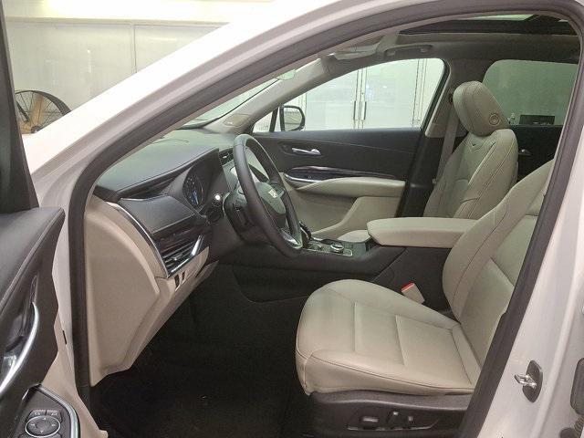 used 2022 Cadillac XT4 car, priced at $27,300