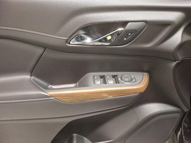 used 2022 GMC Acadia car, priced at $25,700