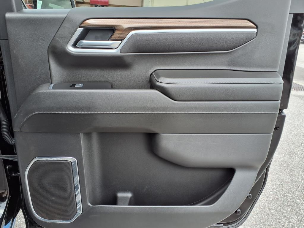 used 2025 Chevrolet Silverado 1500 car, priced at $47,994