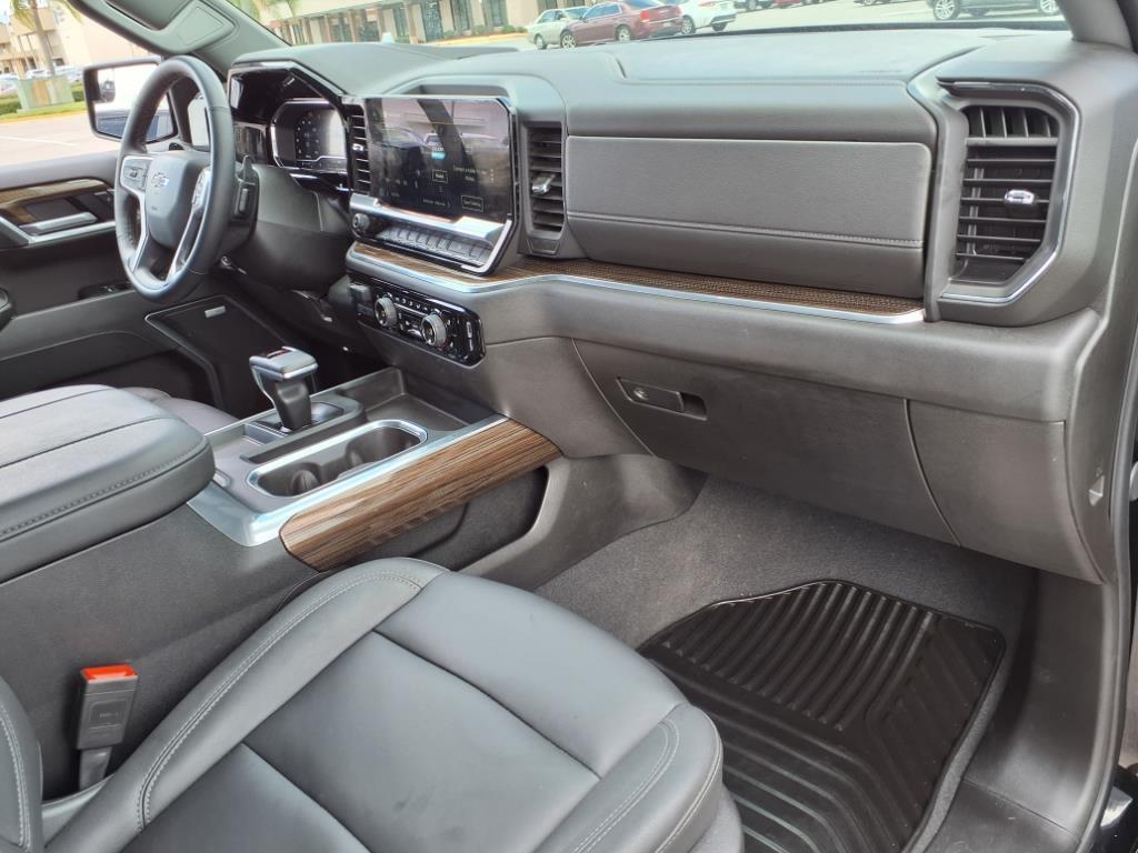used 2025 Chevrolet Silverado 1500 car, priced at $47,994