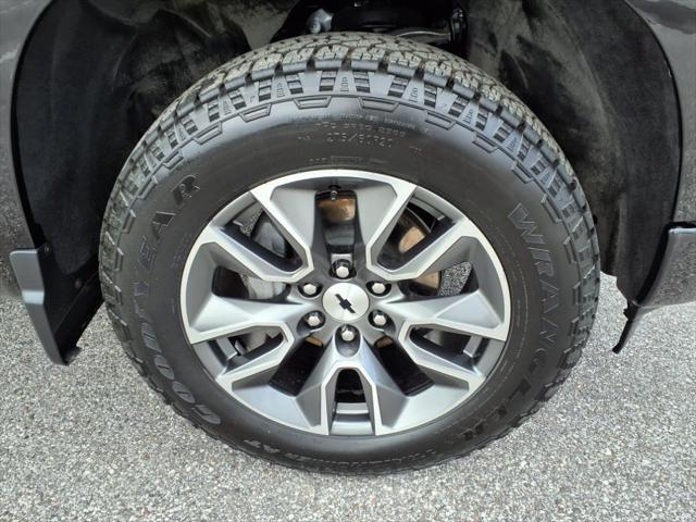 used 2025 Chevrolet Silverado 1500 car, priced at $52,994