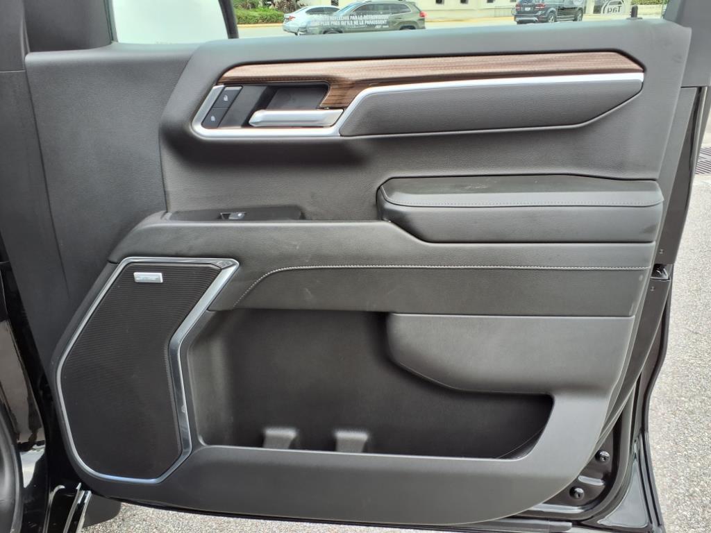 used 2025 Chevrolet Silverado 1500 car, priced at $47,994