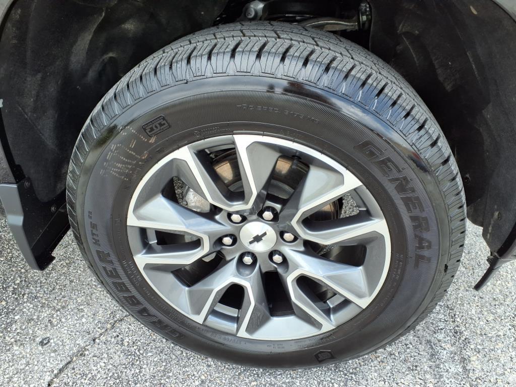 used 2025 Chevrolet Silverado 1500 car, priced at $42,484