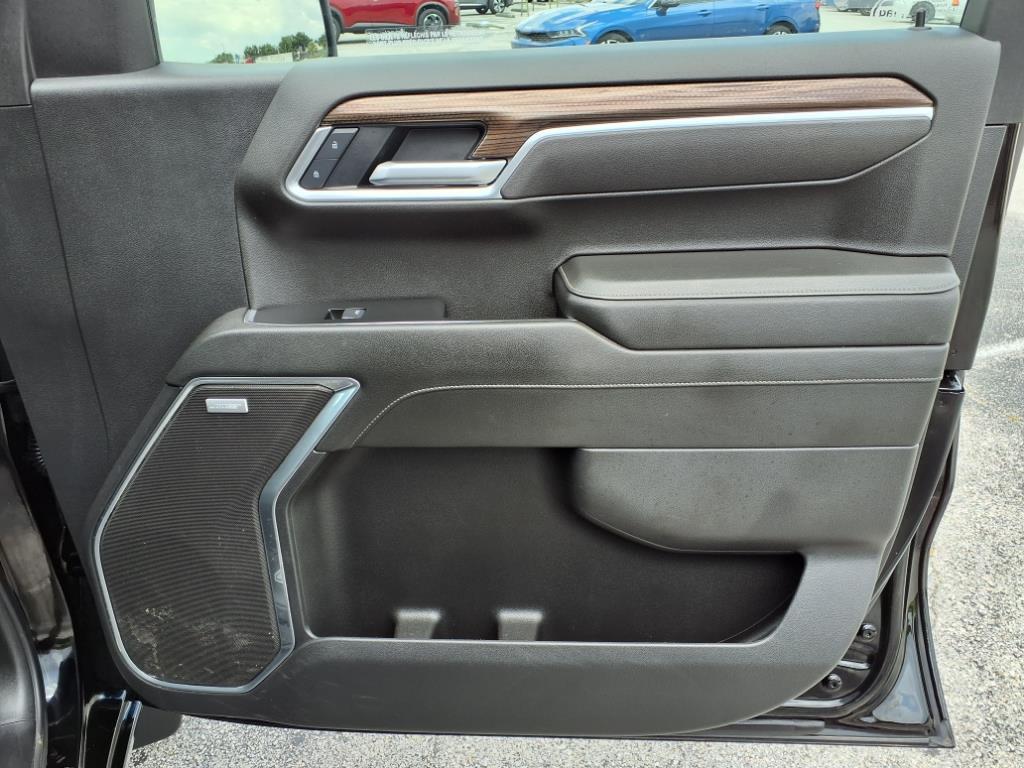 used 2025 Chevrolet Silverado 1500 car, priced at $42,484
