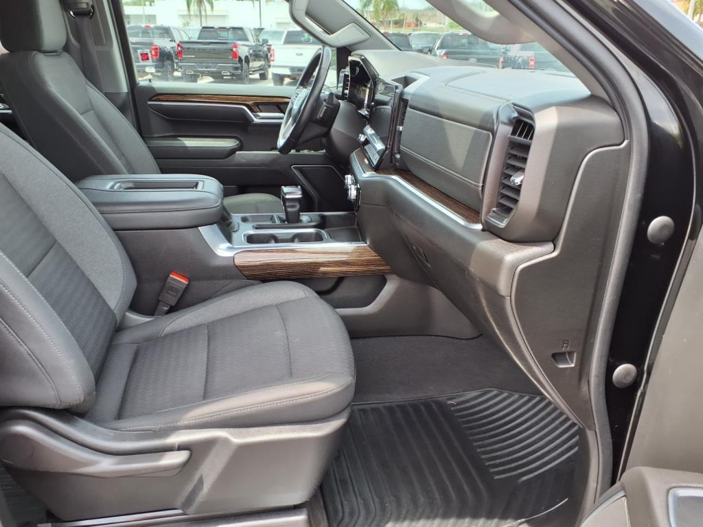 used 2022 GMC Sierra 1500 car, priced at $36,484