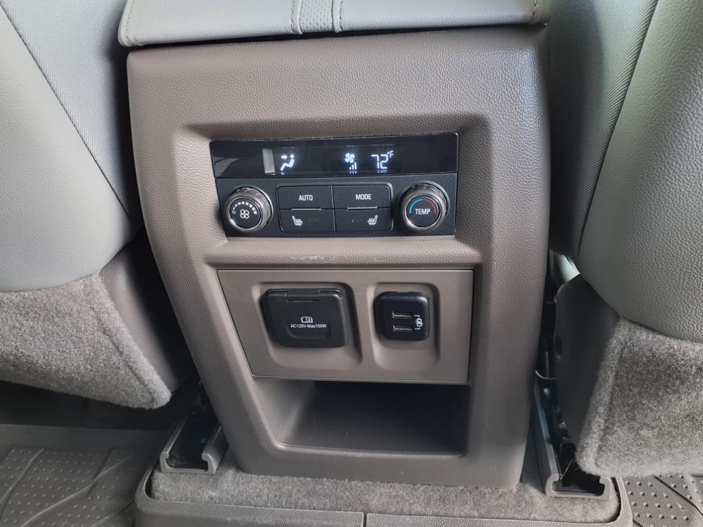 used 2018 Chevrolet Traverse car, priced at $17,484