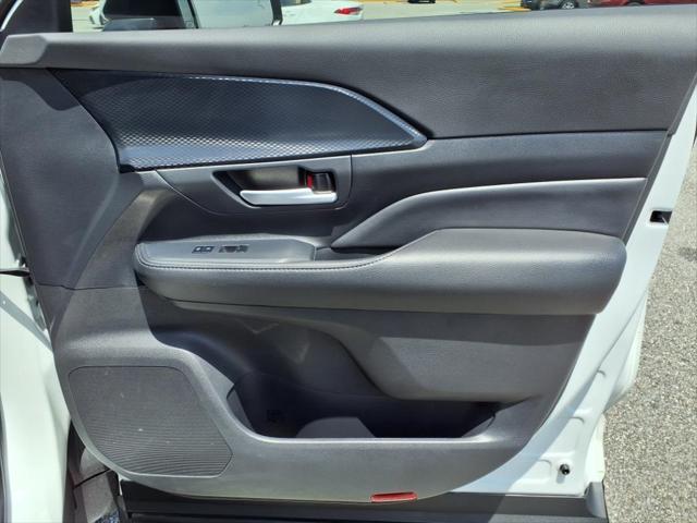 used 2024 Toyota Grand Highlander Hybrid car