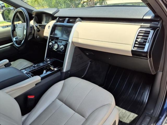 used 2019 Land Rover Discovery car, priced at $24,994