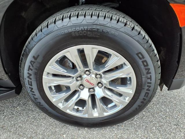 used 2024 GMC Yukon car, priced at $68,994