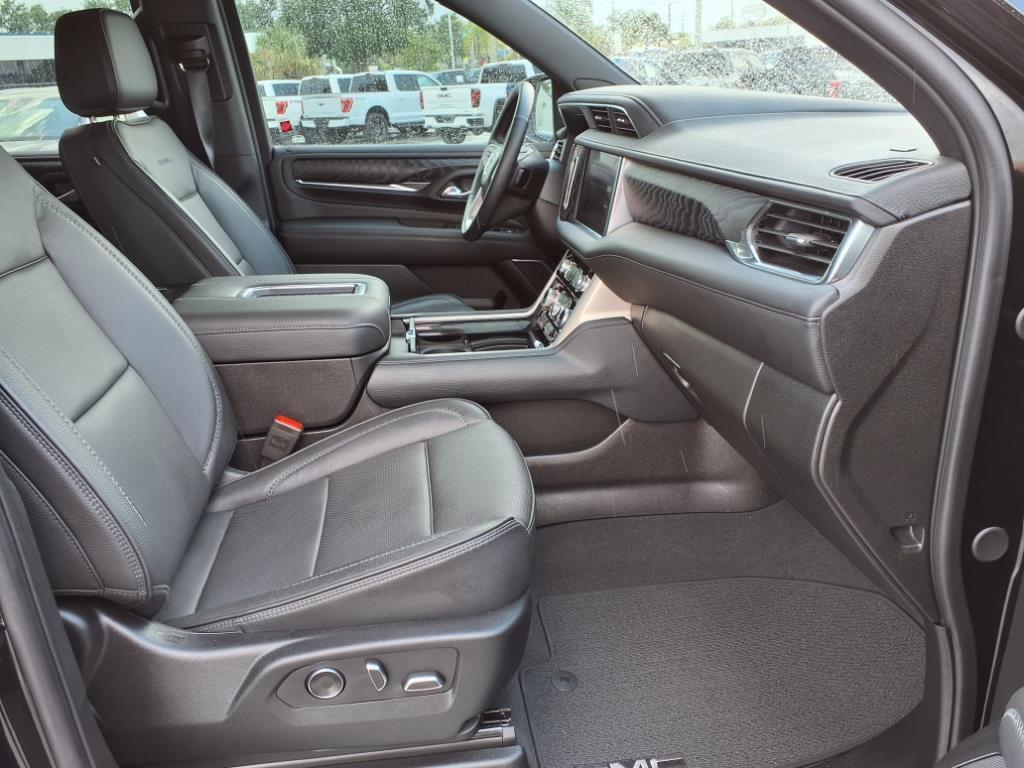 used 2024 GMC Yukon car, priced at $68,994