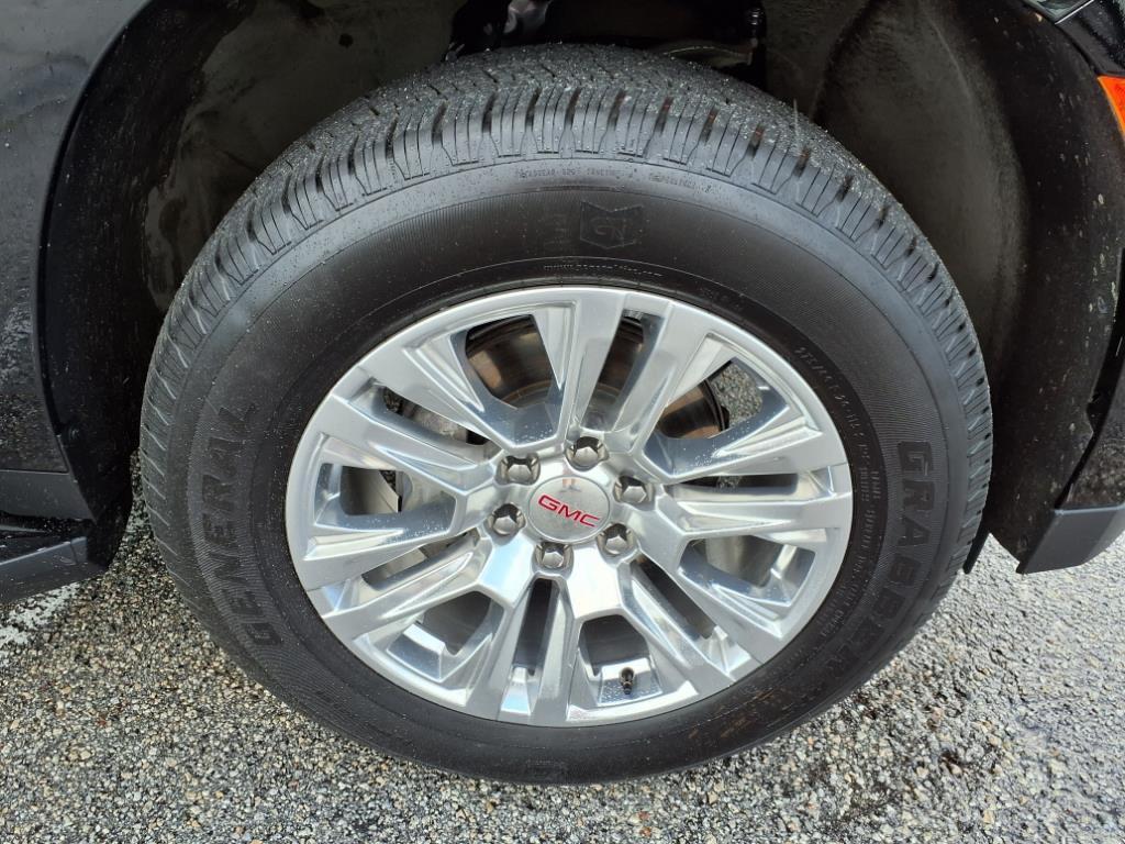 used 2024 GMC Yukon car, priced at $68,994